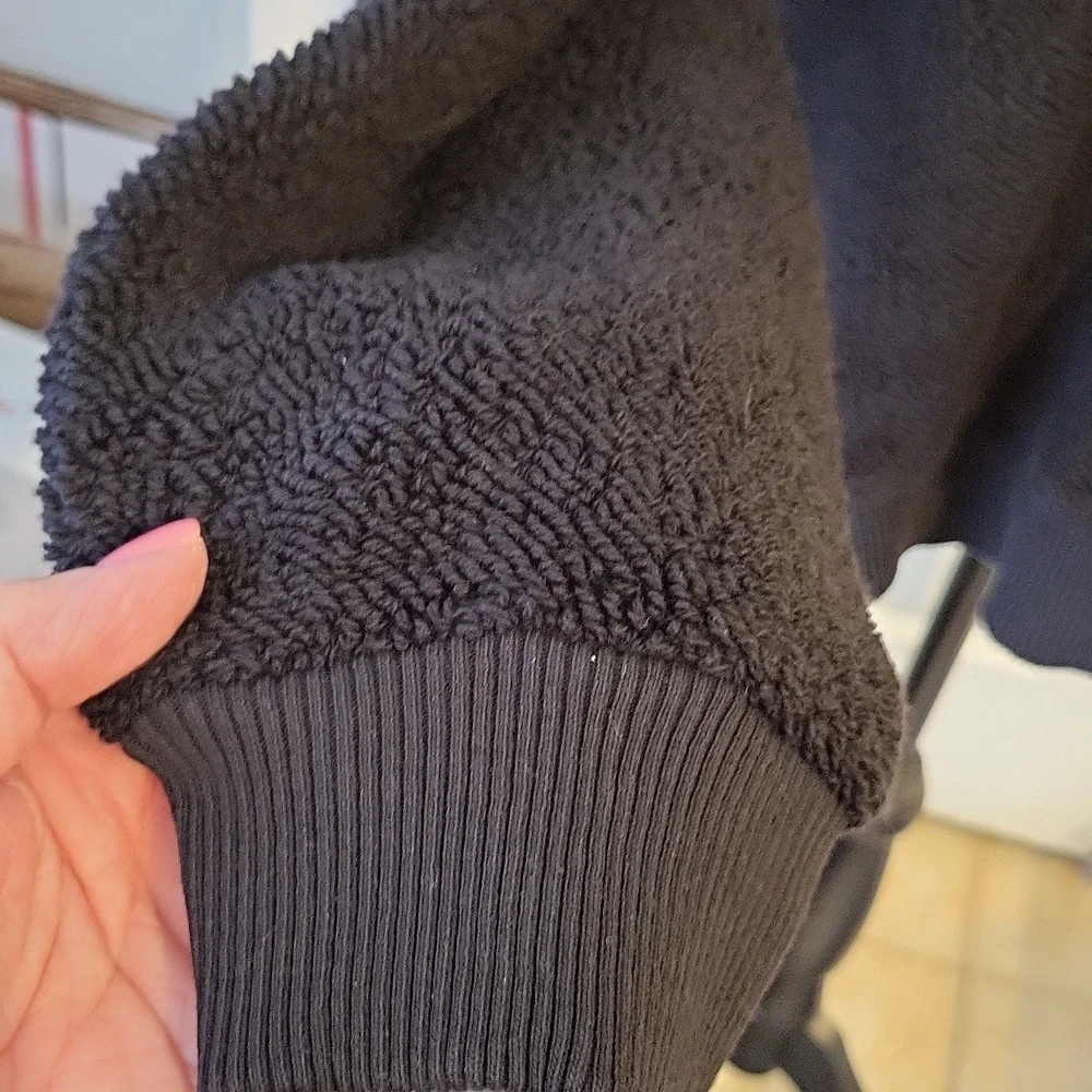 Groceries Apparel 100% Organic Cotton V-neck Sweater - Picture 3 of 9